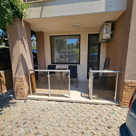 Nest Str Tvarditsa 13 * Burgas