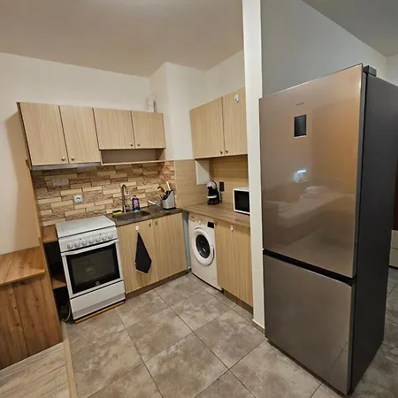 Nest Str Tvarditsa 13 * Burgas